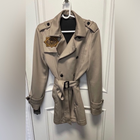 Zara Other - ZARA Classic Double-Breasted Tan Trench Coat